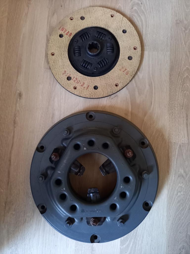 Mécanisme embrayage et disque - Citroen 11B LesAnciennes.com