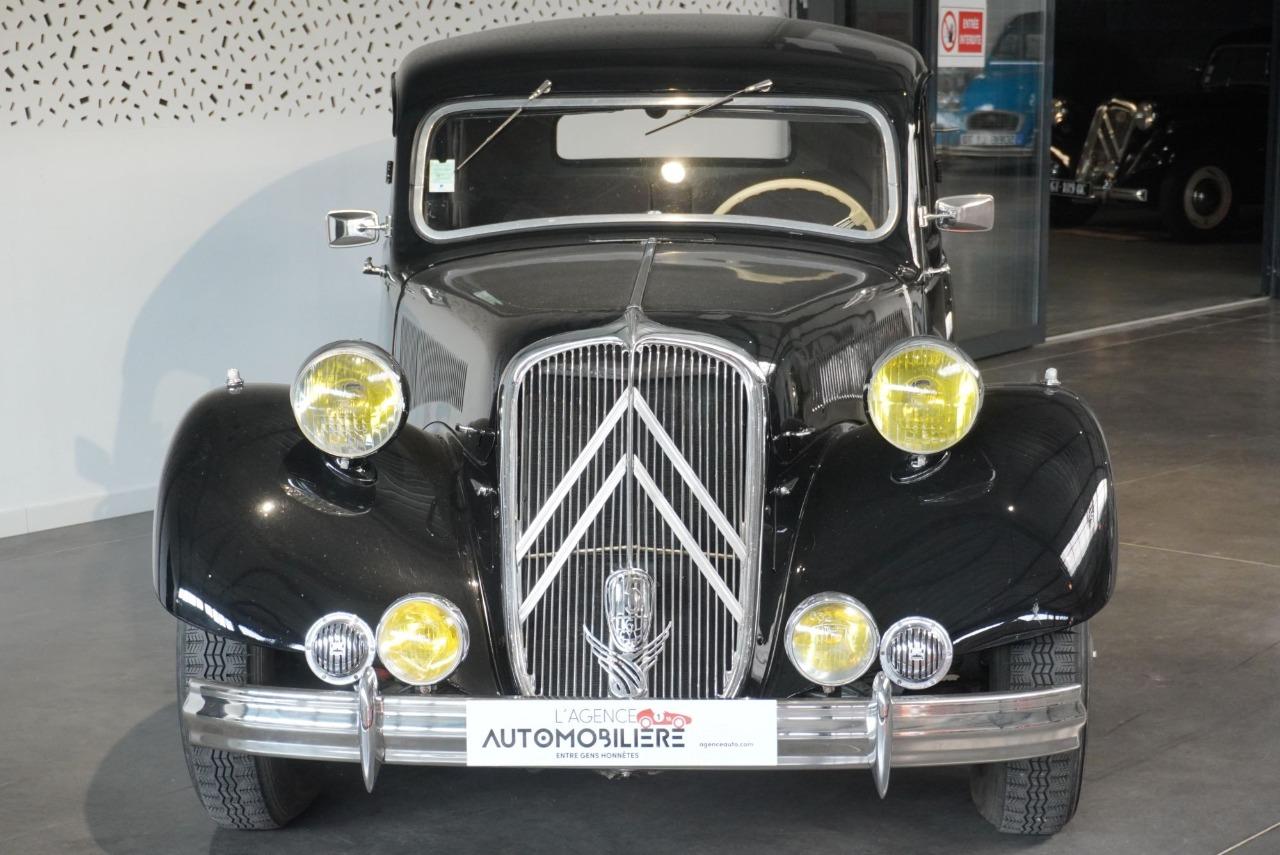 1951 Citroen Traction Avant, foto 2