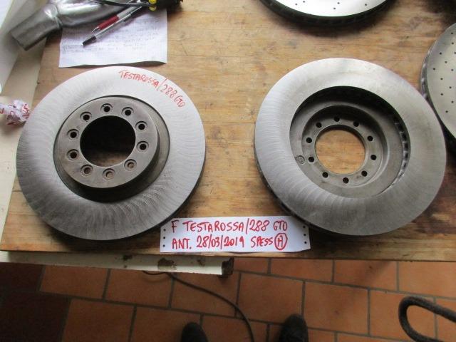 Disques de frein avant Ferrari Testarossa et 288 LesAnciennes.com
