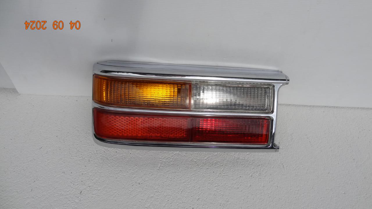 Feu BMW 2000 LesAnciennes.com