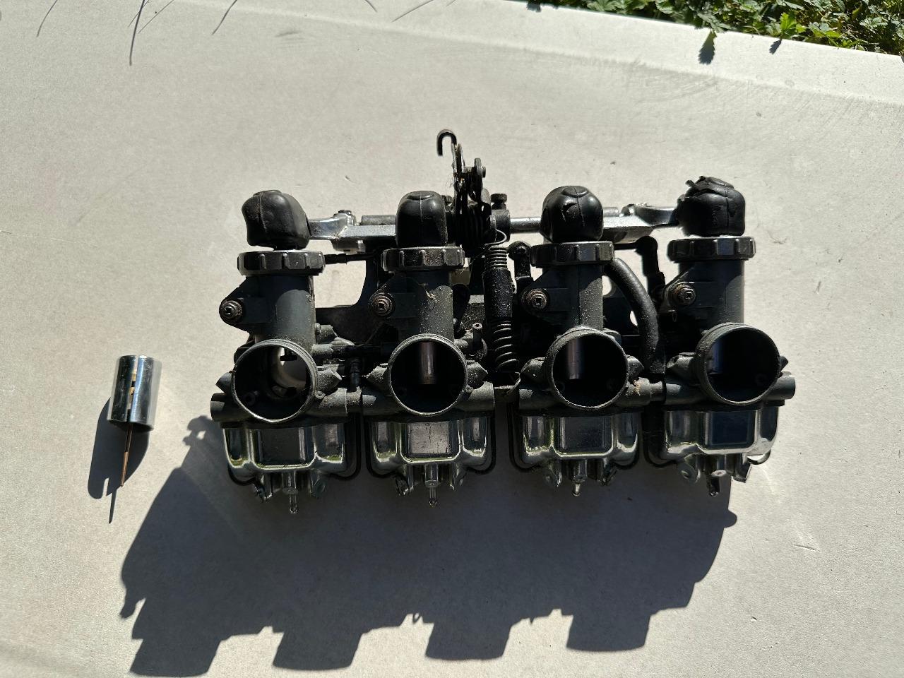 Carburateur HONDA 750 FOUR K1/K2 LesAnciennes.com