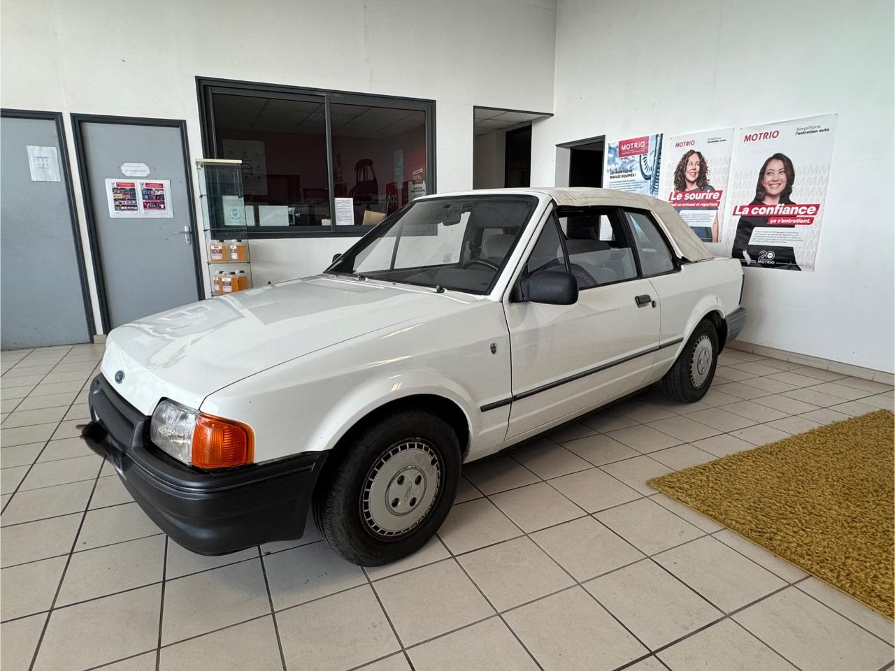 FORD Escort - 1987 LesAnciennes.com