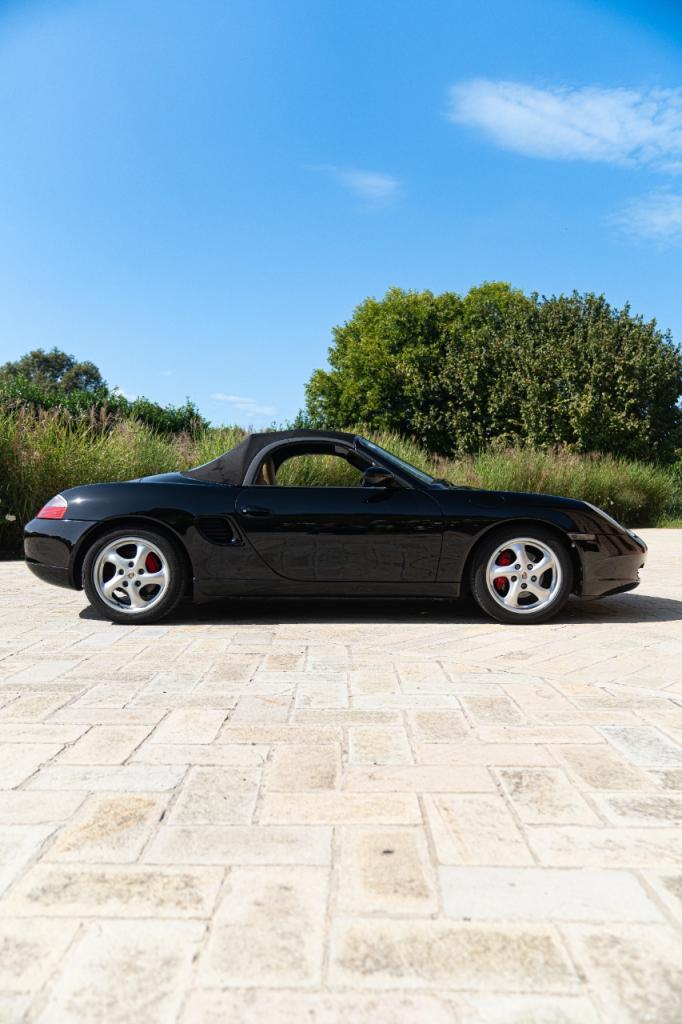 PORSCHE BOXSTER - 2000 LesAnciennes.com