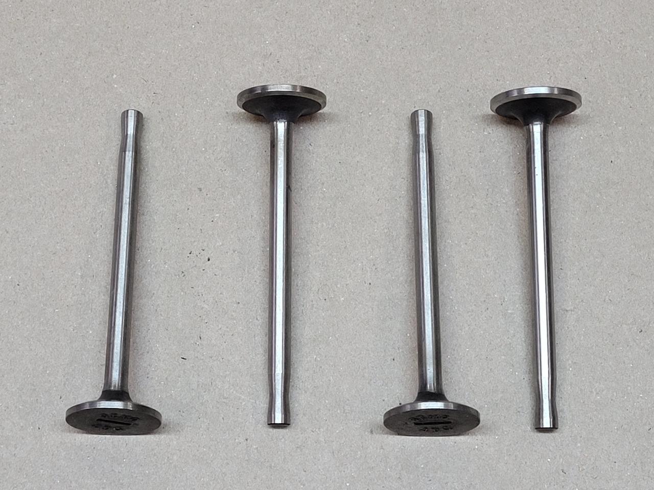 Soupapes échappement neuves PEUGEOT 202 LesAnciennes.com