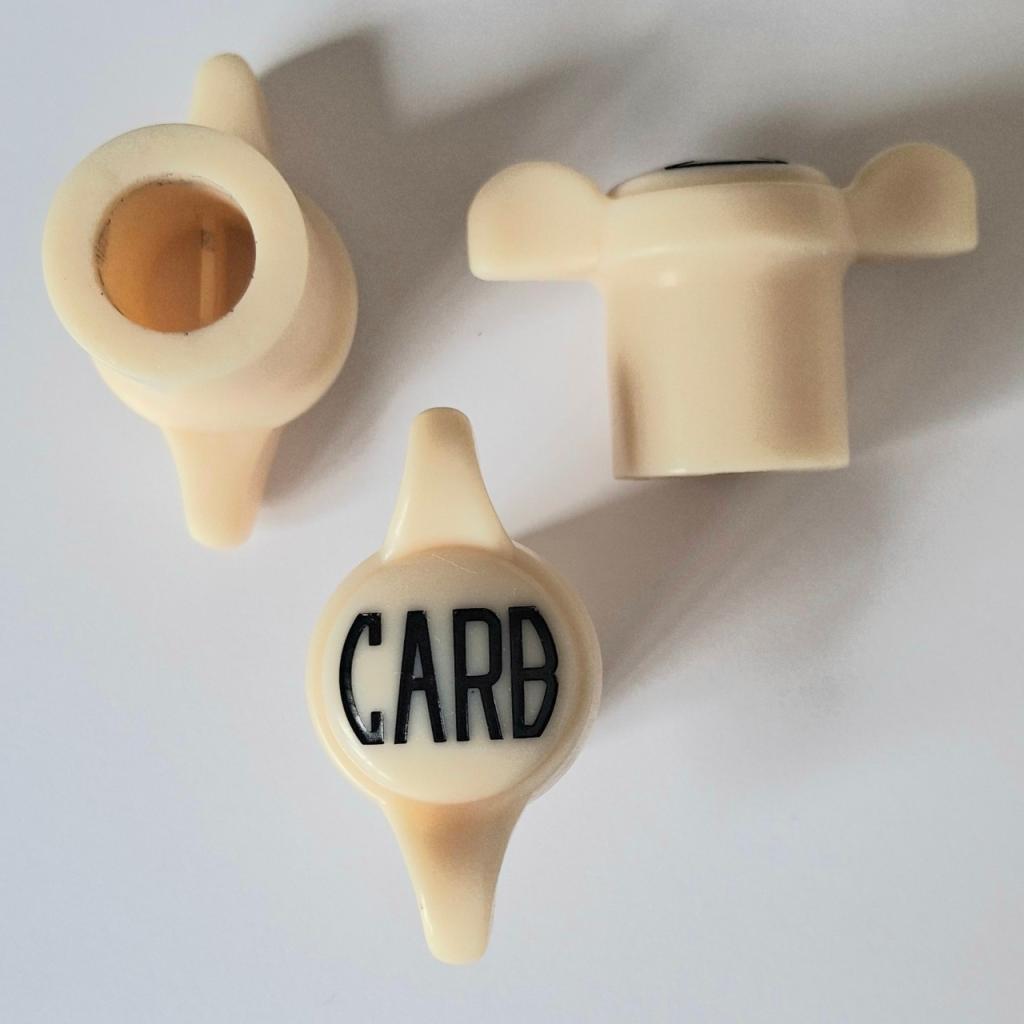 Bouton à oreilles réglage carburateur PEUGEOT 402 LesAnciennes.com