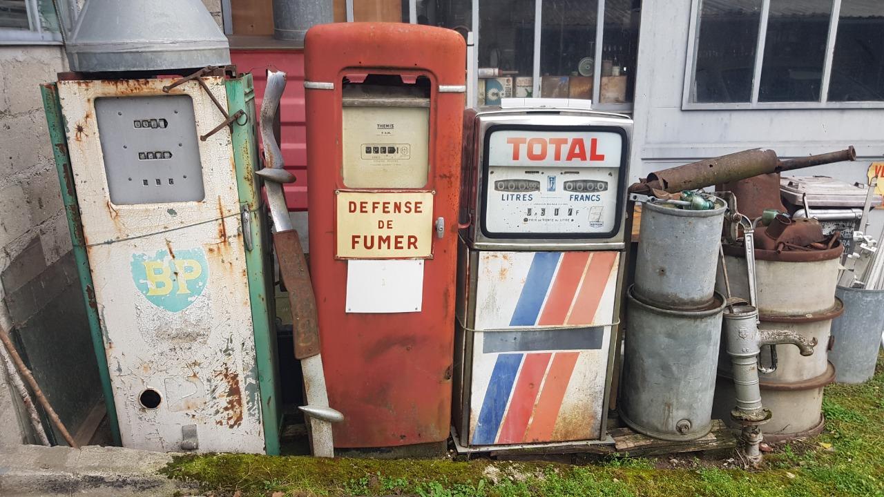 Pompes à essence LesAnciennes.com