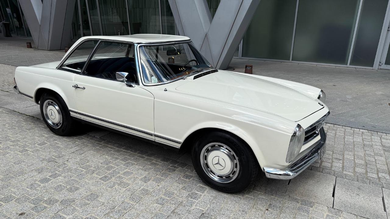 MERCEDES 250 SL california 4 places - 1967 LesAnciennes.com