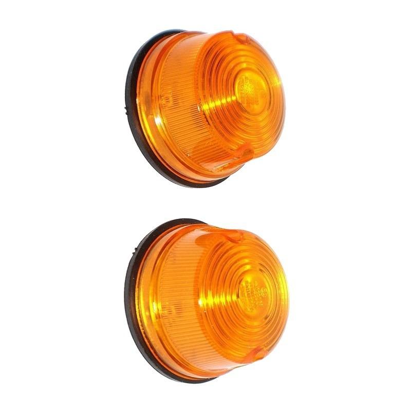 Jeu de 2 clignotants avant RENAULT 8 (R8) Export LesAnciennes.com