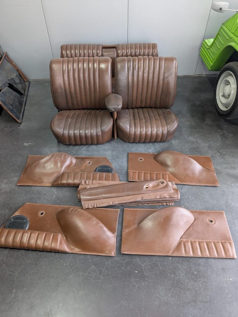 Interieur CITROEN DS - cuir LesAnciennes.com