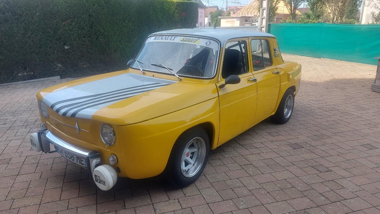 RENAULT 8 (R8) - 1963 LesAnciennes.com