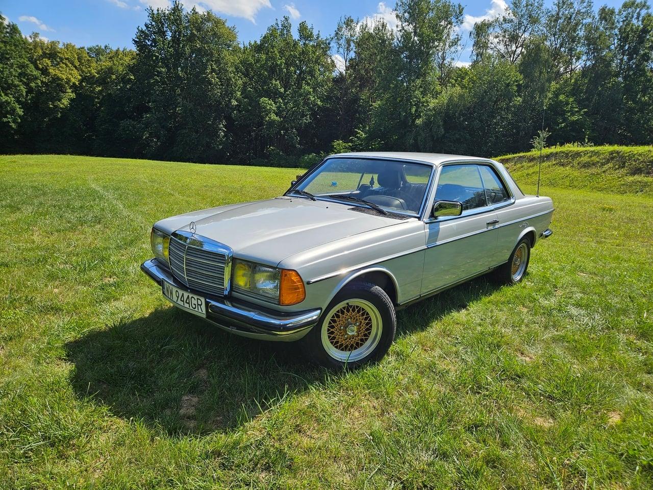 1984 Mercedes-Benz (C123) 280CE Automatic LesAnciennes.com