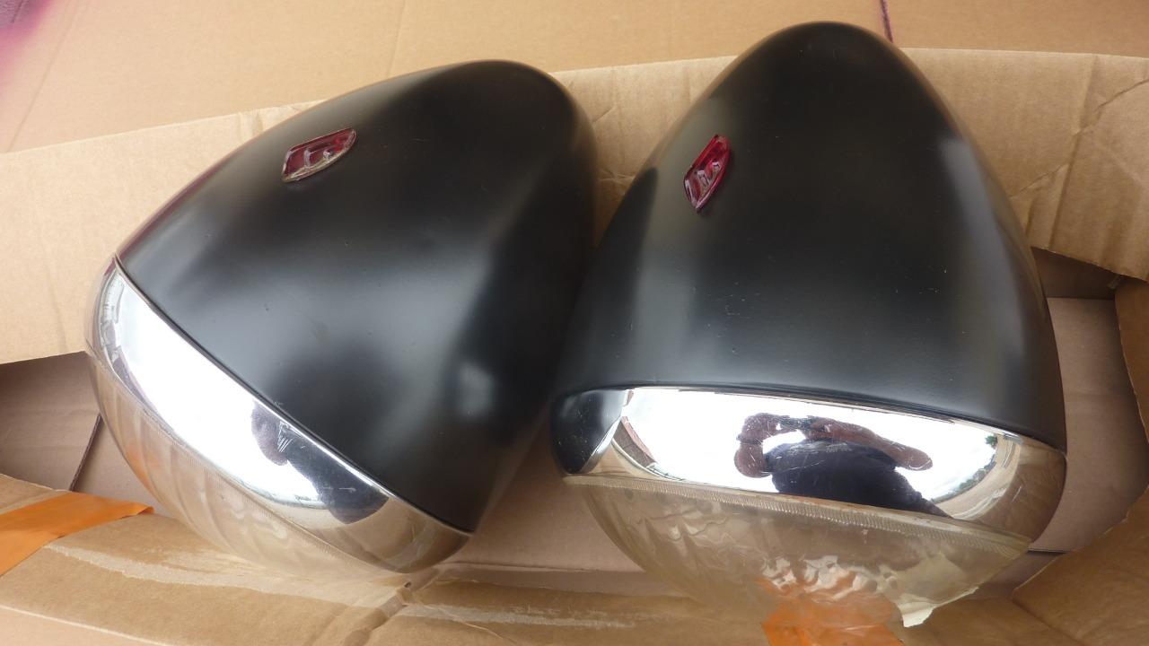 Paires de phares SIMCA 8 LesAnciennes.com