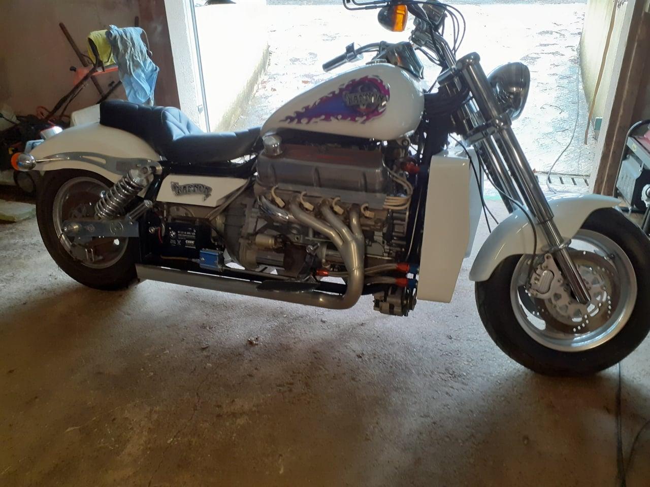 1993 Kannon V8 LesAnciennes.com
