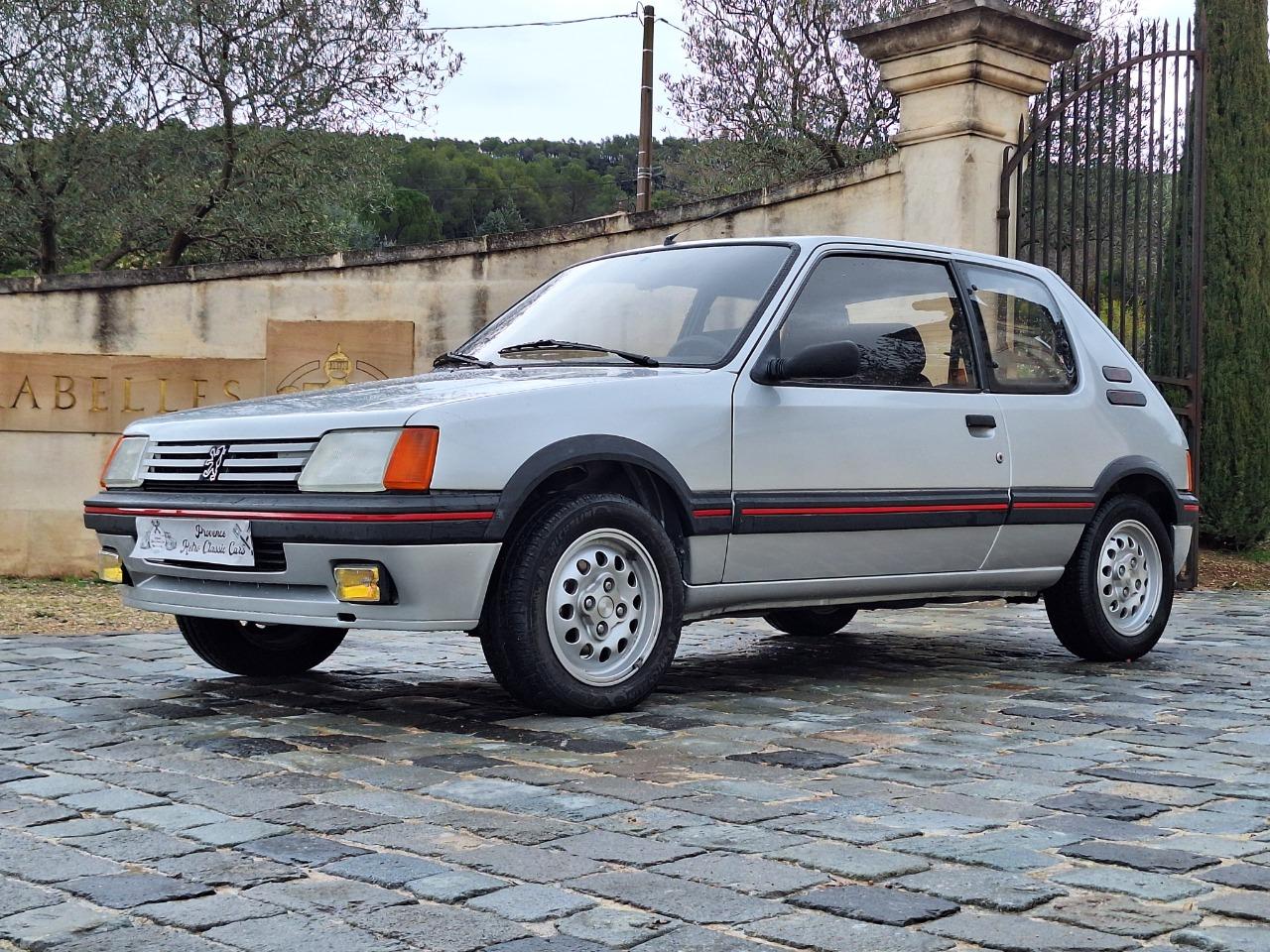 PEUGEOT 205 GTI - 1986 LesAnciennes.com