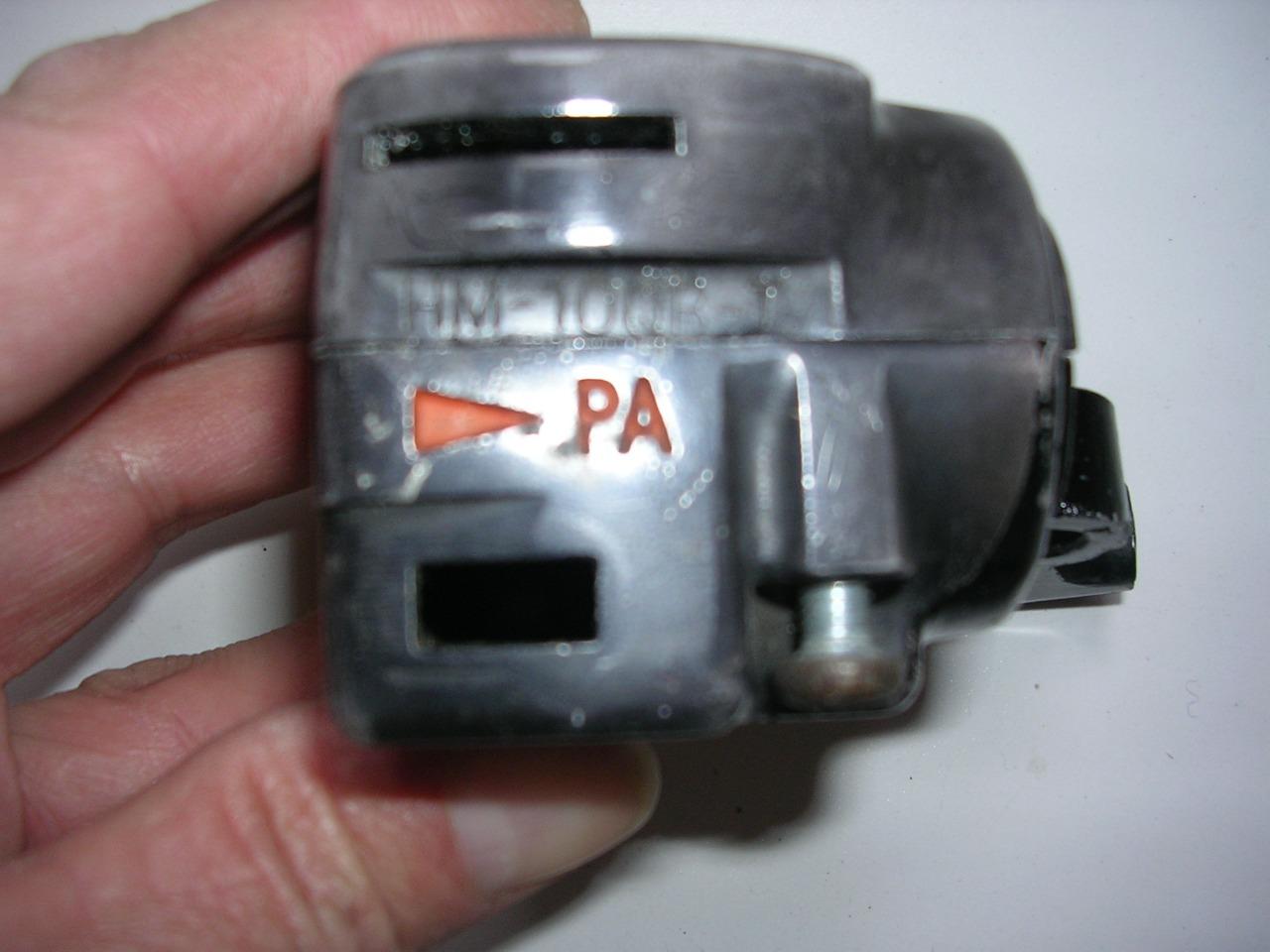 Commodo HONDA CB 350 Four LesAnciennes.com