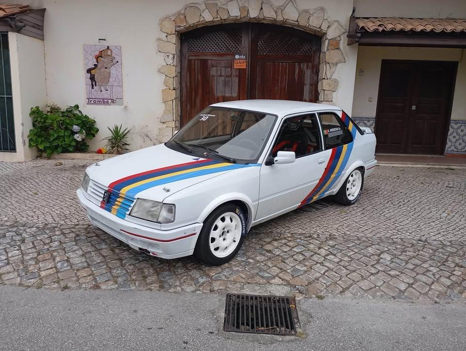 PEUGEOT 309 Gti 16v - 1991 LesAnciennes.com