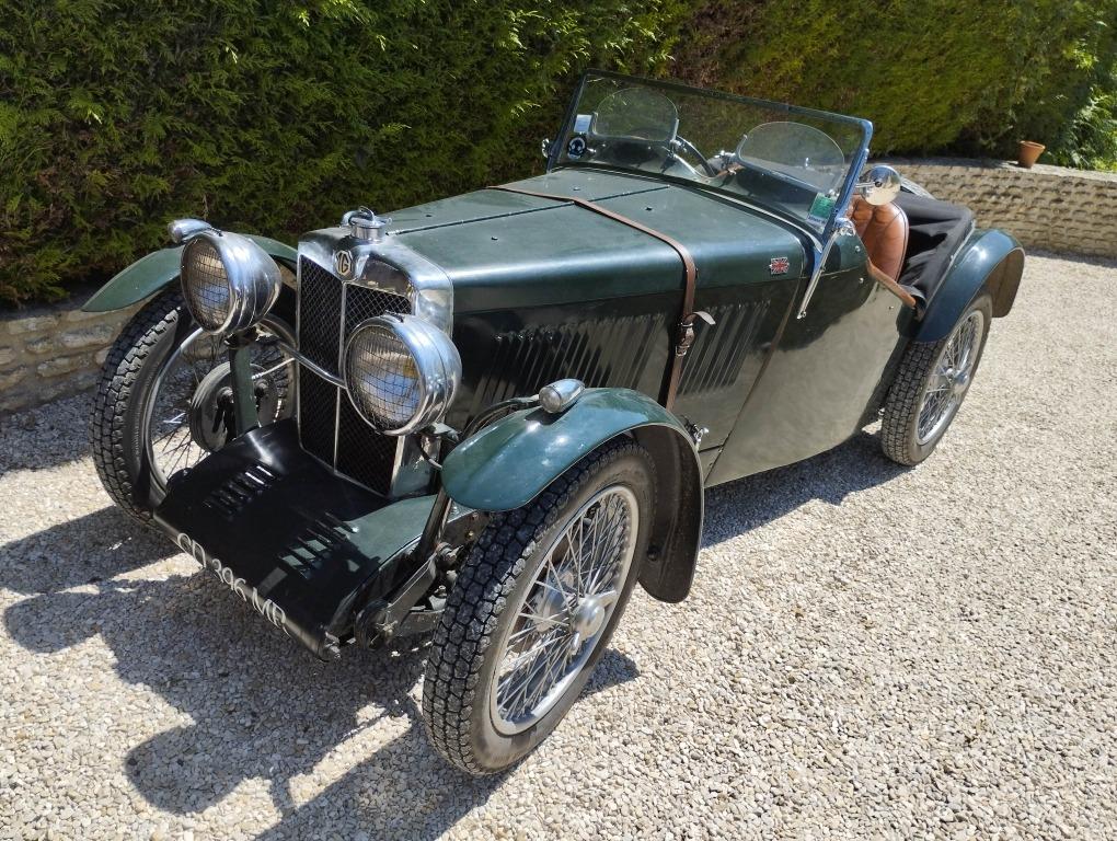 MG J-Type J2 roadster - 1933 LesAnciennes.com