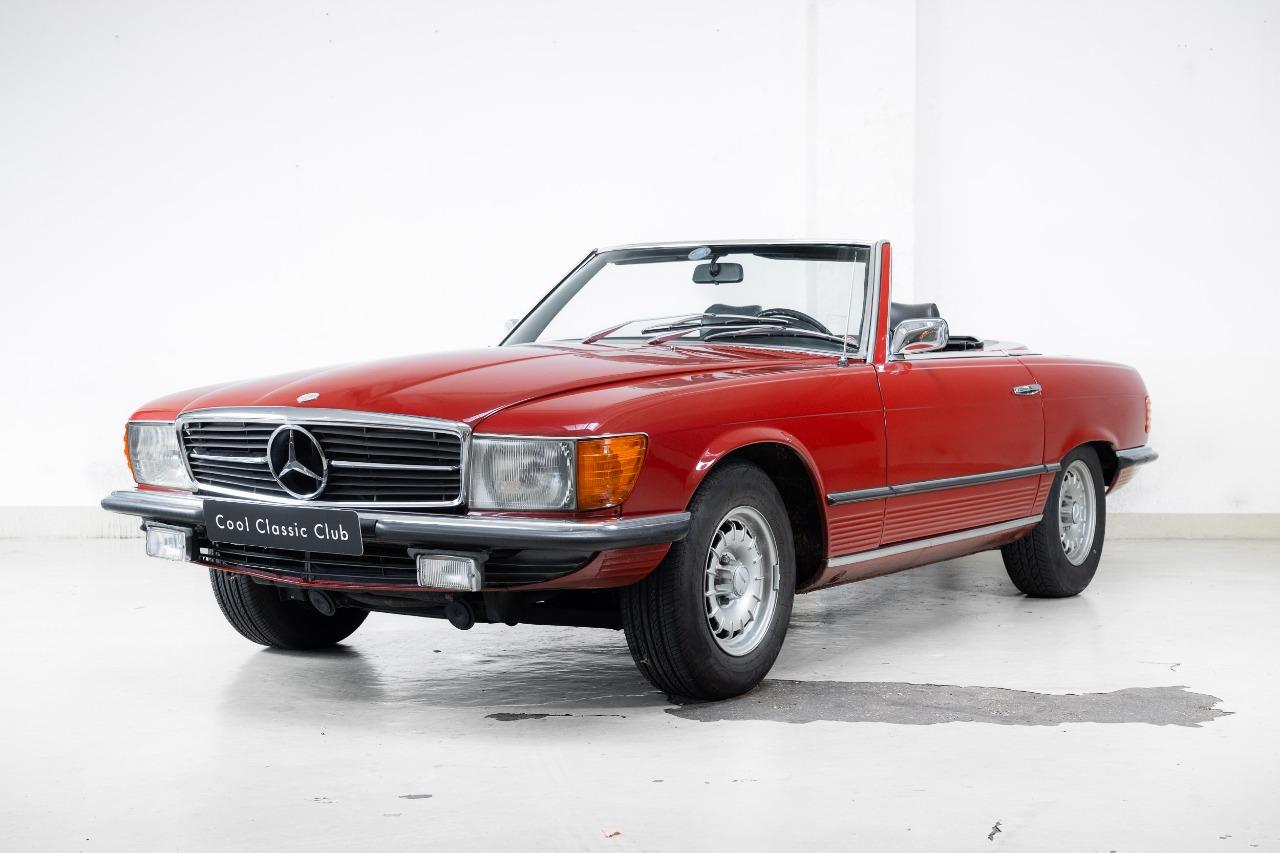 MERCEDES 350 SL SL - Dutch Delivered - 1973 LesAnciennes.com