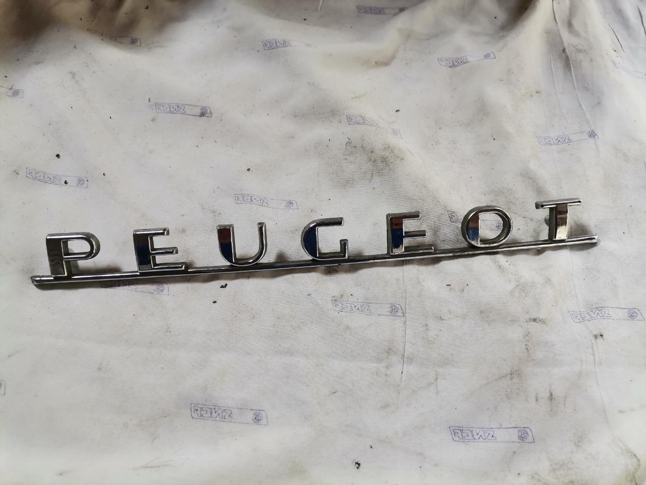Monogramme PEUGEOT 504 LesAnciennes.com