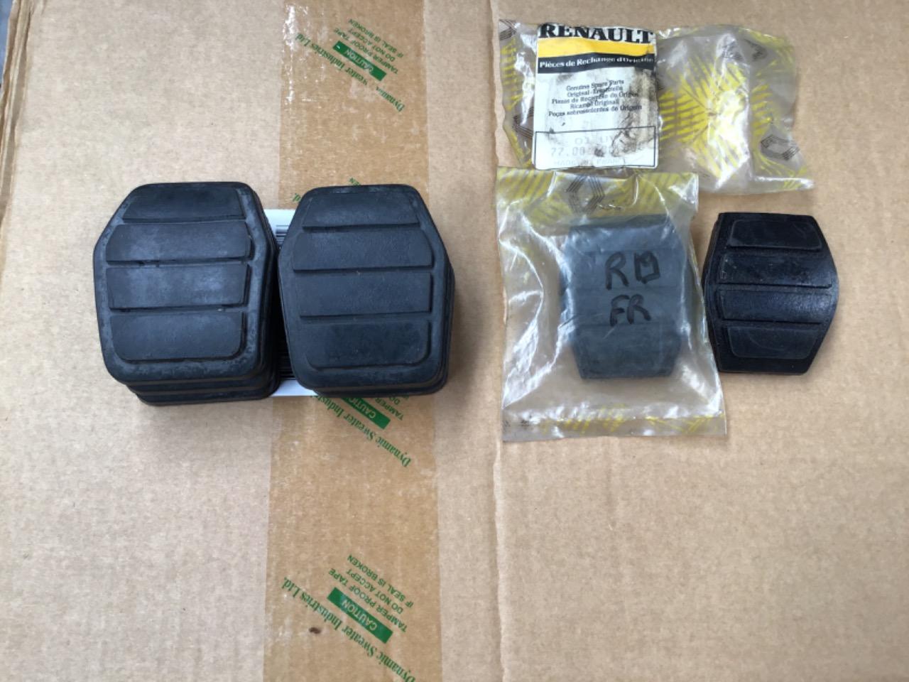 COUVRE PÉDALES NEUFS RENAULT 19 (R19) ESPACE LesAnciennes.com