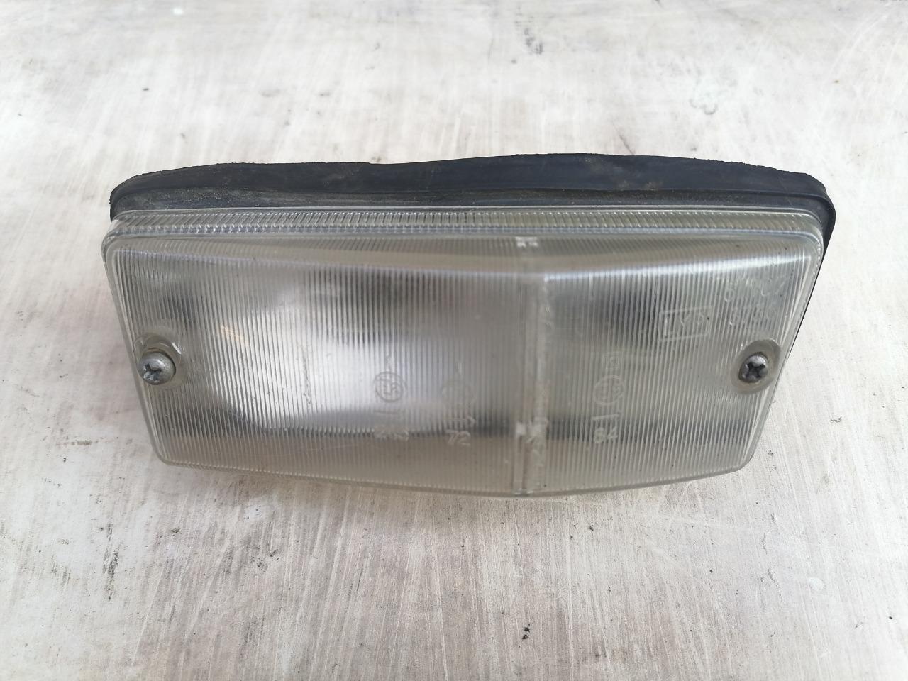 Clignotant RENAULT R10, R16 LesAnciennes.com