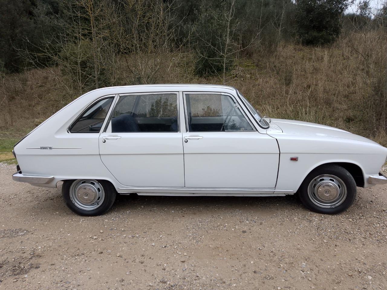 RENAULT 16 (R16) - 1965 LesAnciennes.com