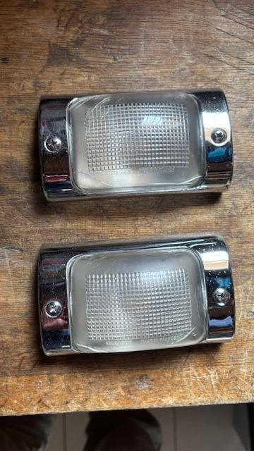 Cabochon Plafonnier CITROEN DS Pallas LesAnciennes.com