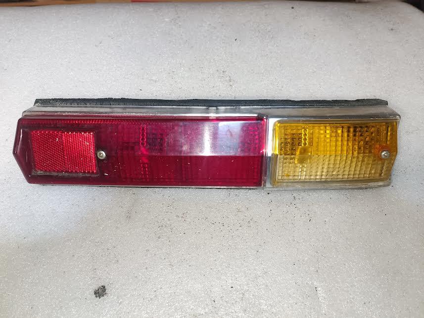 FEU ARRIERE SIMCA 1100 LesAnciennes.com