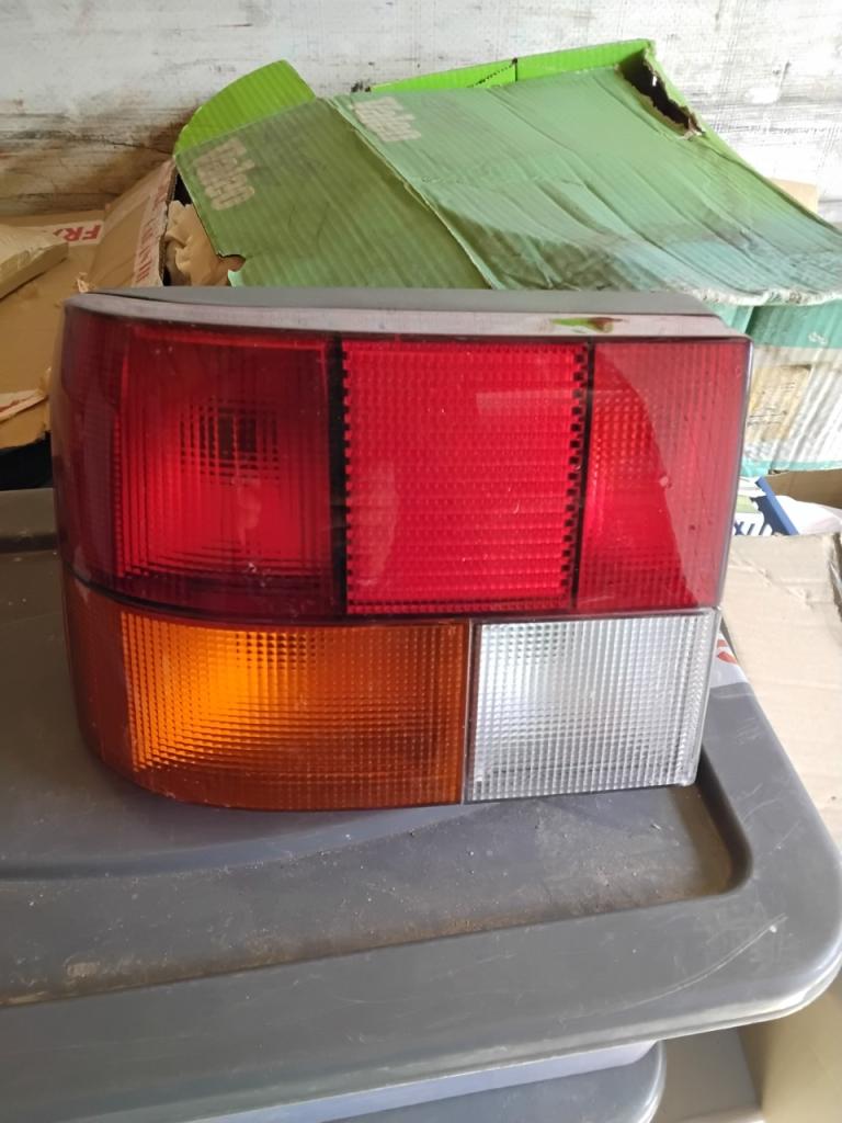 Feu Renault 19 LesAnciennes.com