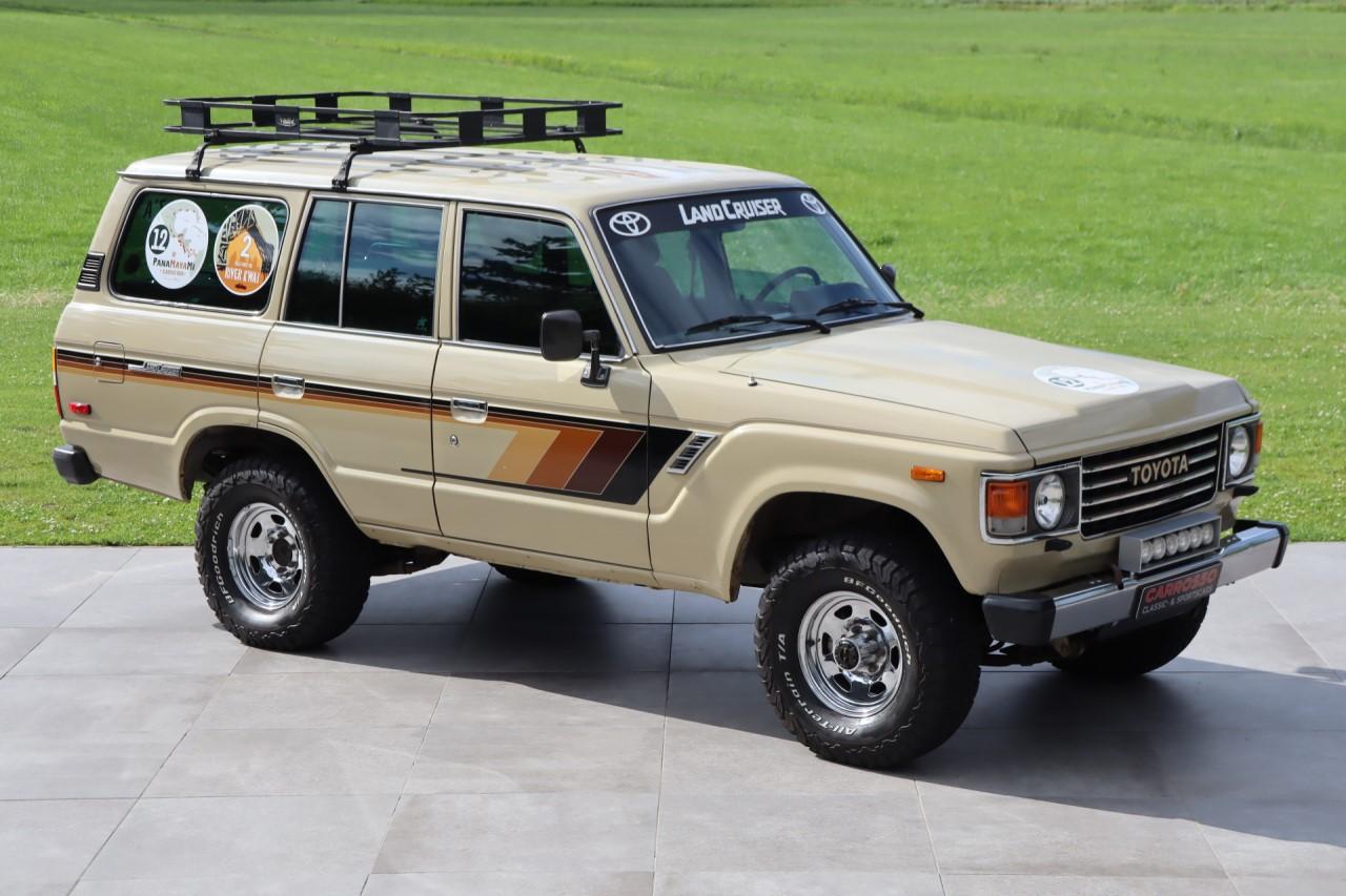 TOYOTA Land Cruiser FJ60 - 1984 LesAnciennes.com