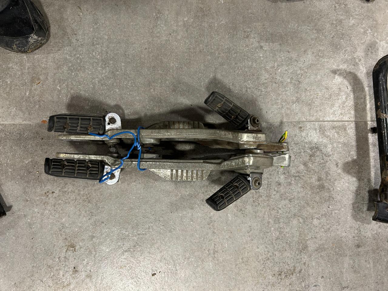 Platine YAMAHA RD 350 RDLC 31 K LesAnciennes.com