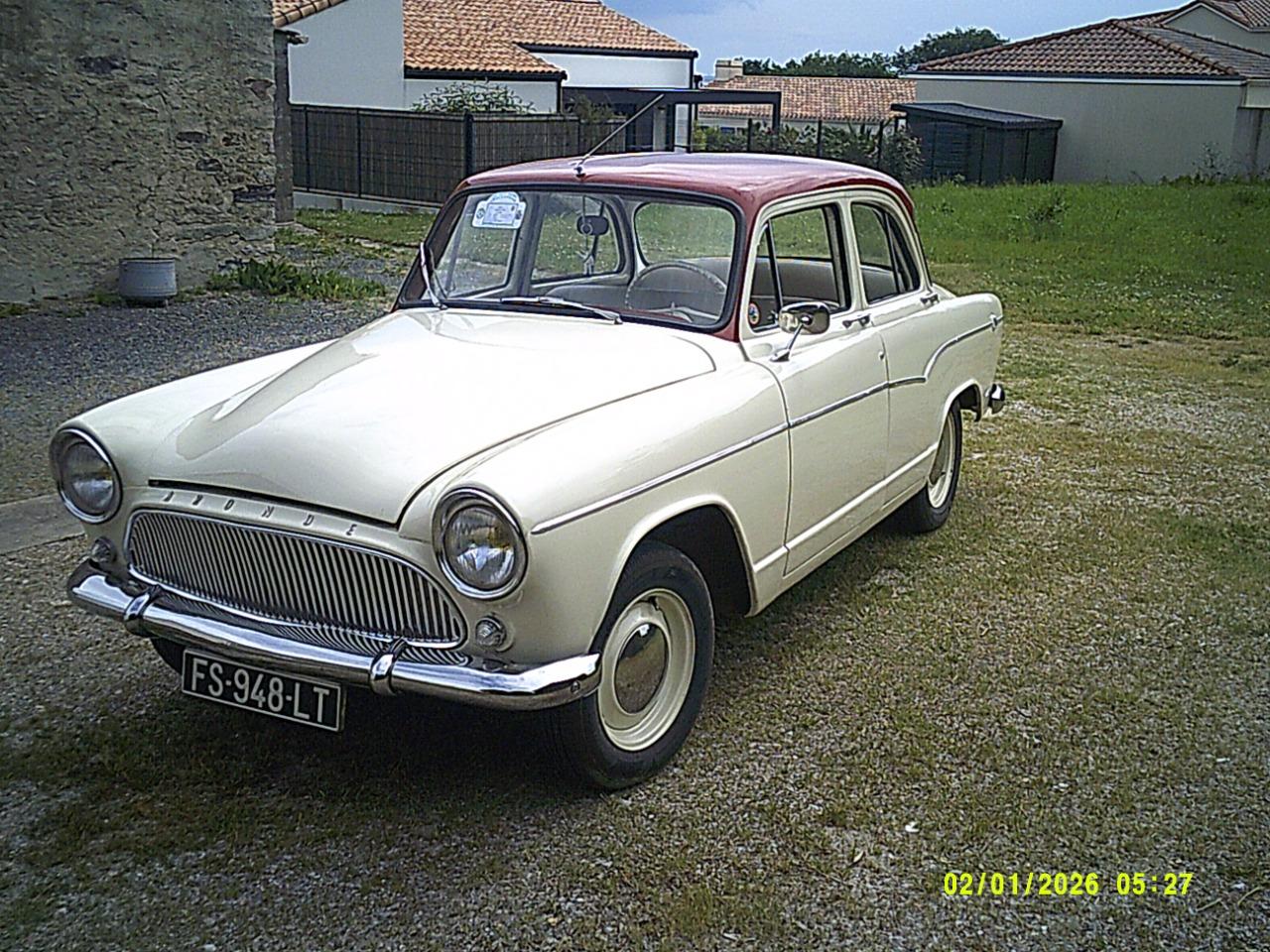 SIMCA Aronde P60 - 1960 LesAnciennes.com