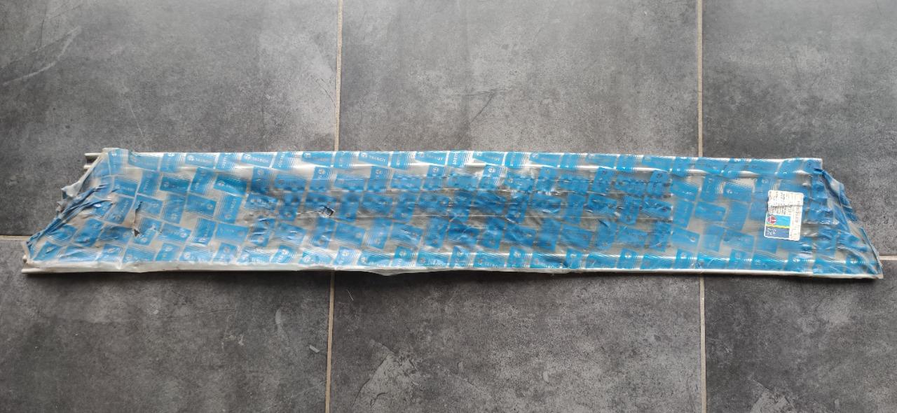 Calandre SIMCA 1100 TI LesAnciennes.com