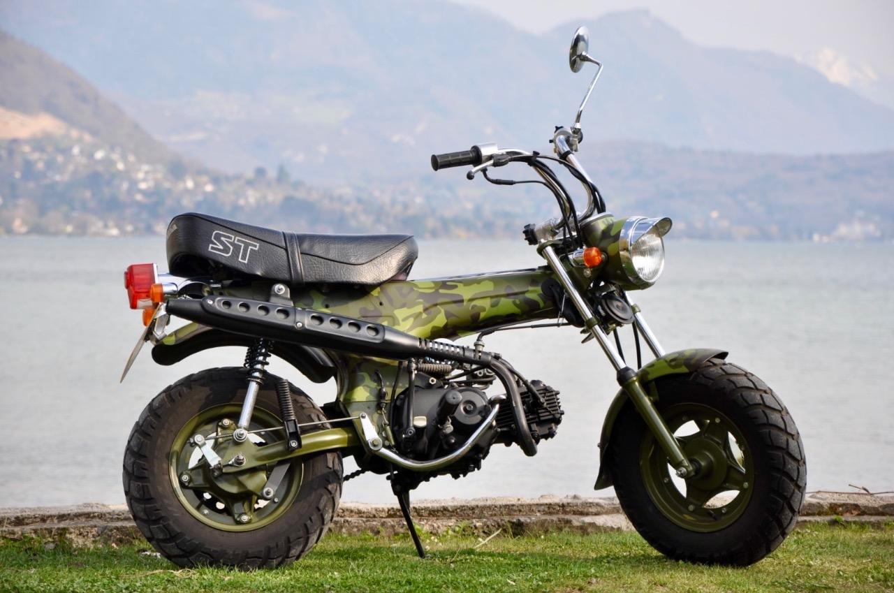 HONDA Dax ST 70 - 1985 LesAnciennes.com