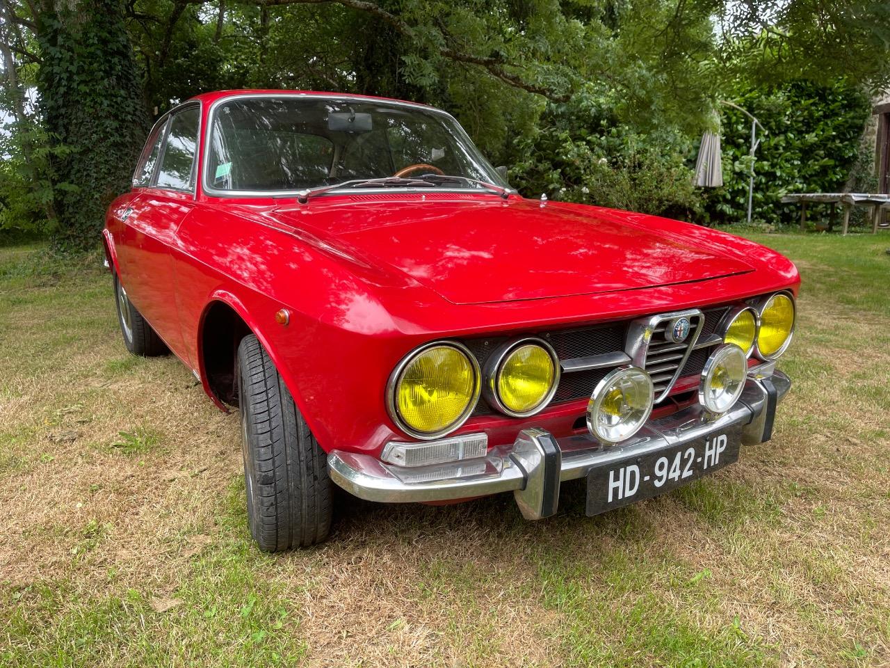 ALFA ROMEO 1750 1750 GTV - 1969 LesAnciennes.com