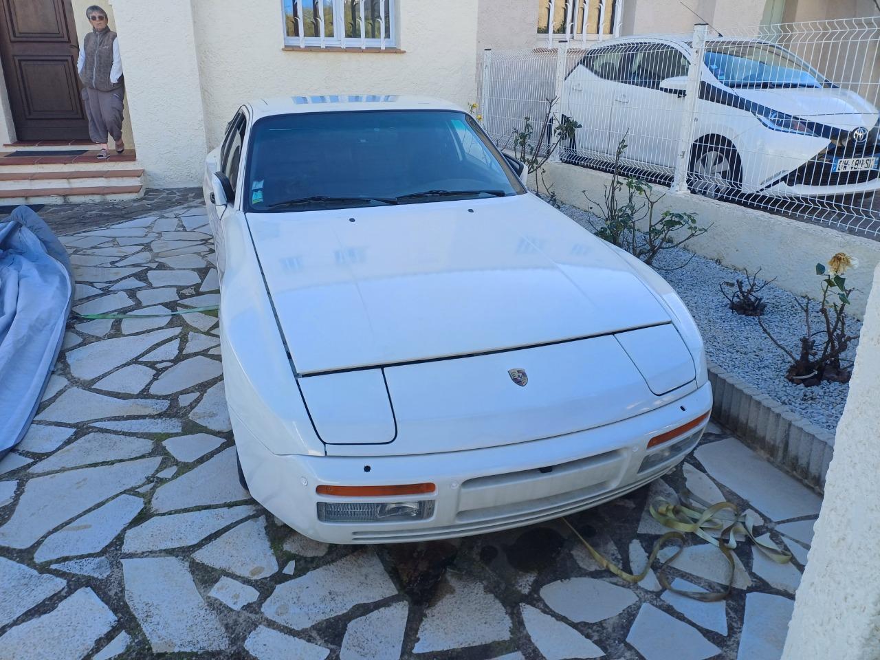 PORSCHE 944 TURBO - 1987 LesAnciennes.com