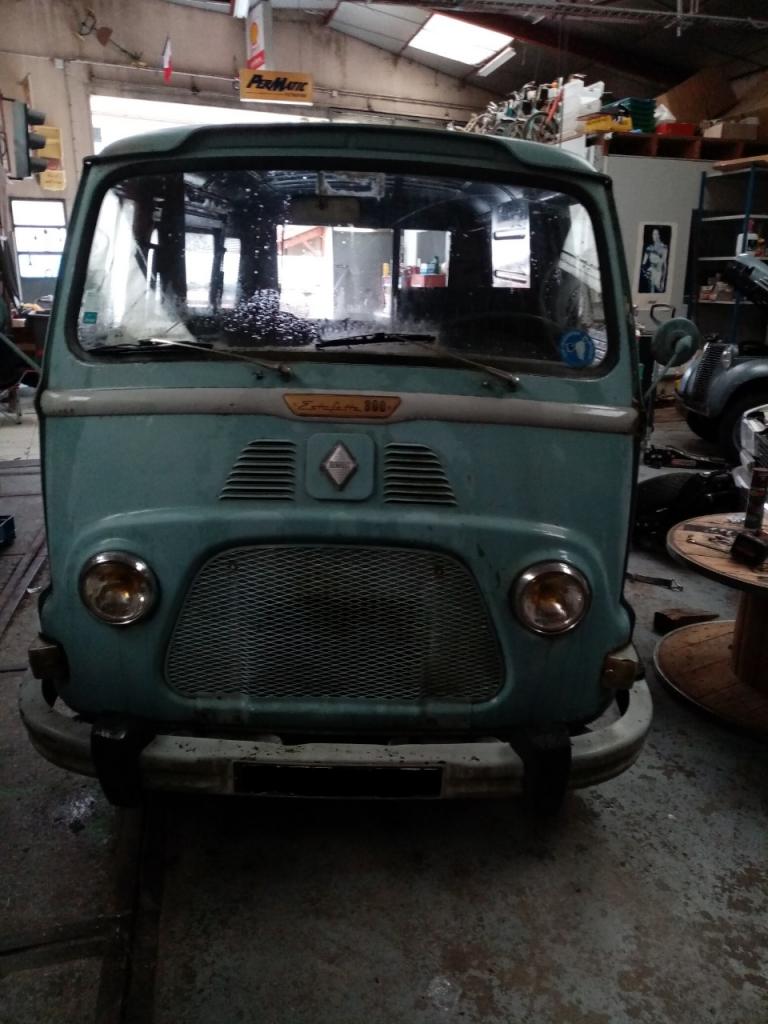 Les Petites Renault - Renault Estafette