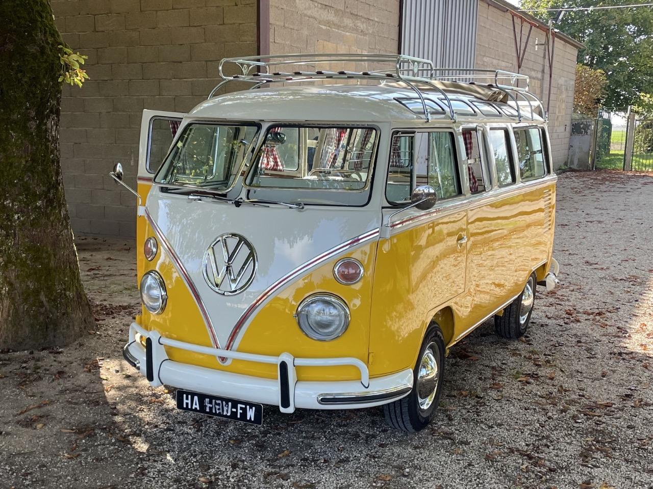 VOLKSWAGEN Combi T1 - 1975 LesAnciennes.com