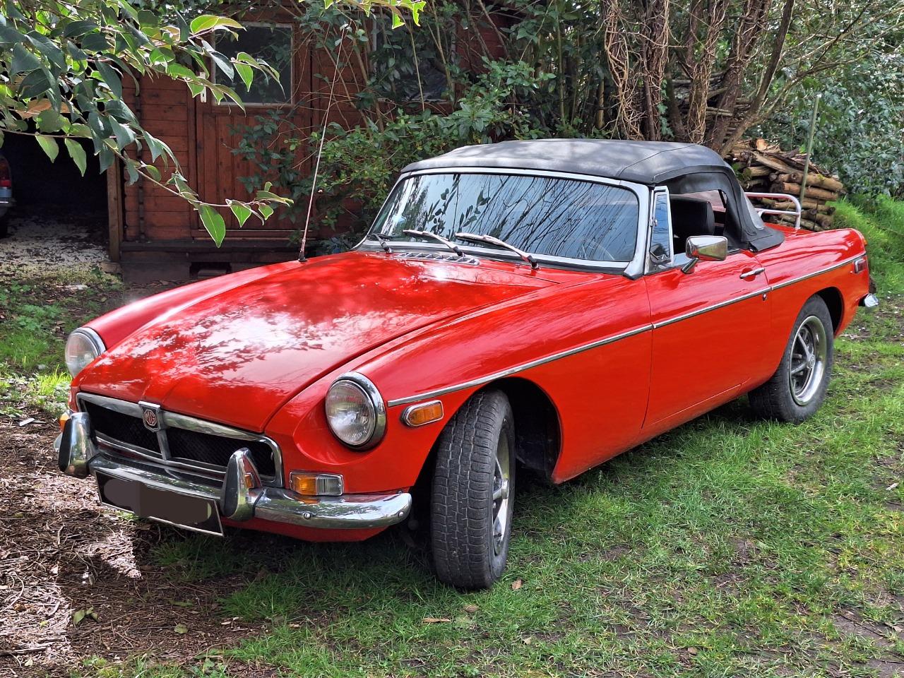 MG MGB - 1976 LesAnciennes.com