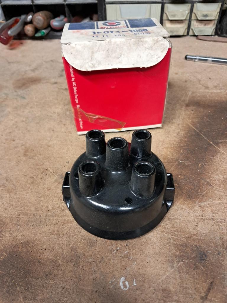 Tete d’allumeur TRIUMPH Spitfire LesAnciennes.com