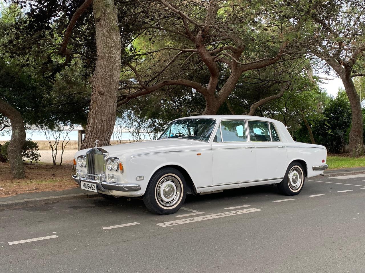 ROLLS ROYCE Silver Shadow - 1973 LesAnciennes.com