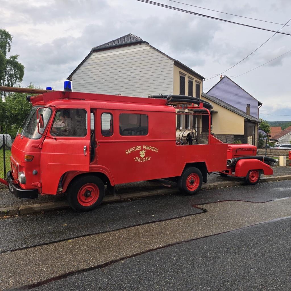 SAVIEM SG2 Pompier - 1972 LesAnciennes.com