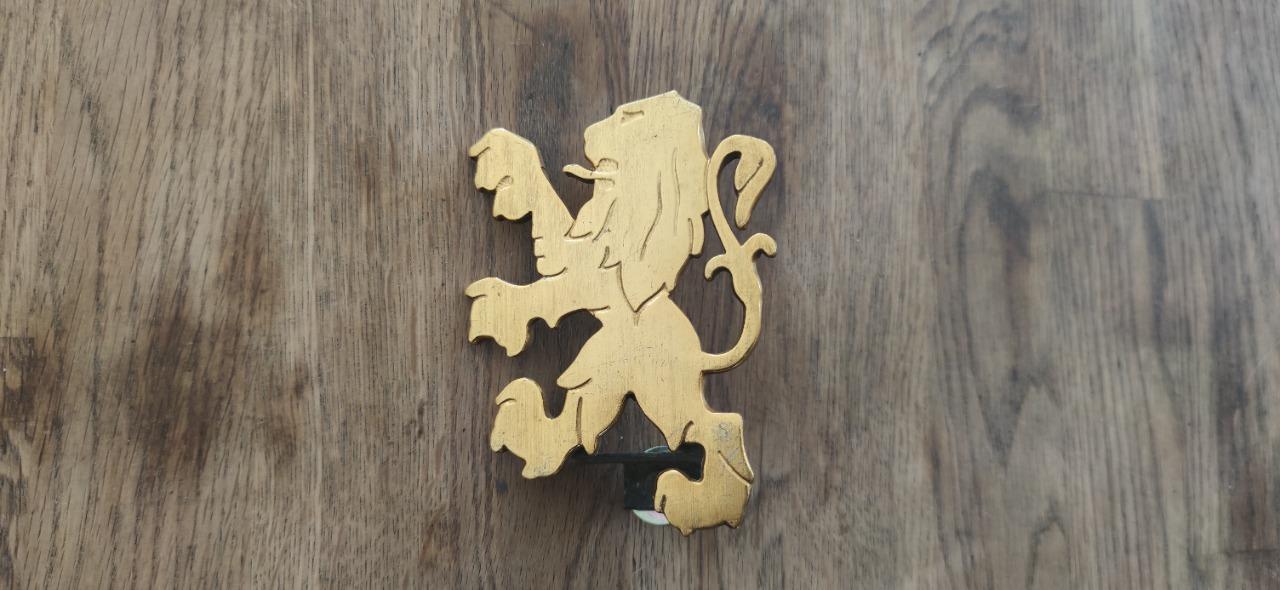 Lion de calandre PEUGEOT 104 204 304 504 LesAnciennes.com