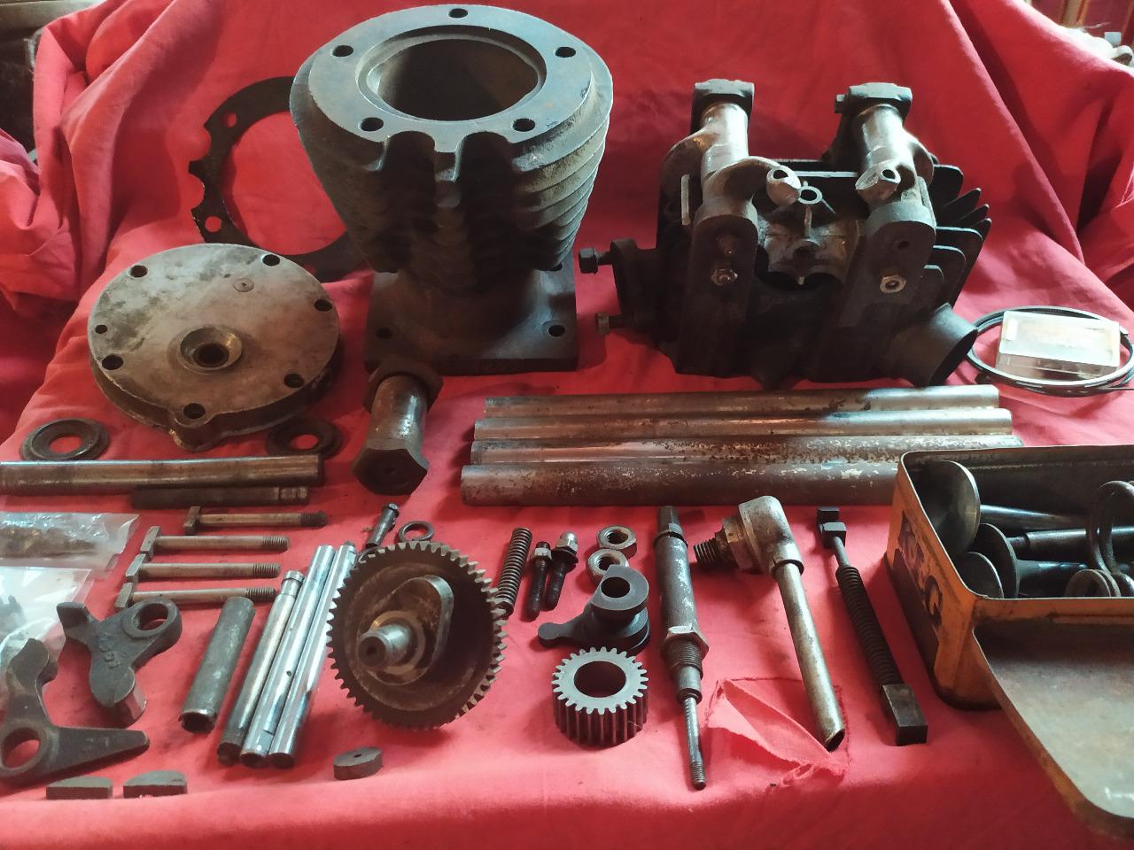 Pièces Moteur BLACKBURN 350 culbuté bitube LesAnciennes.com