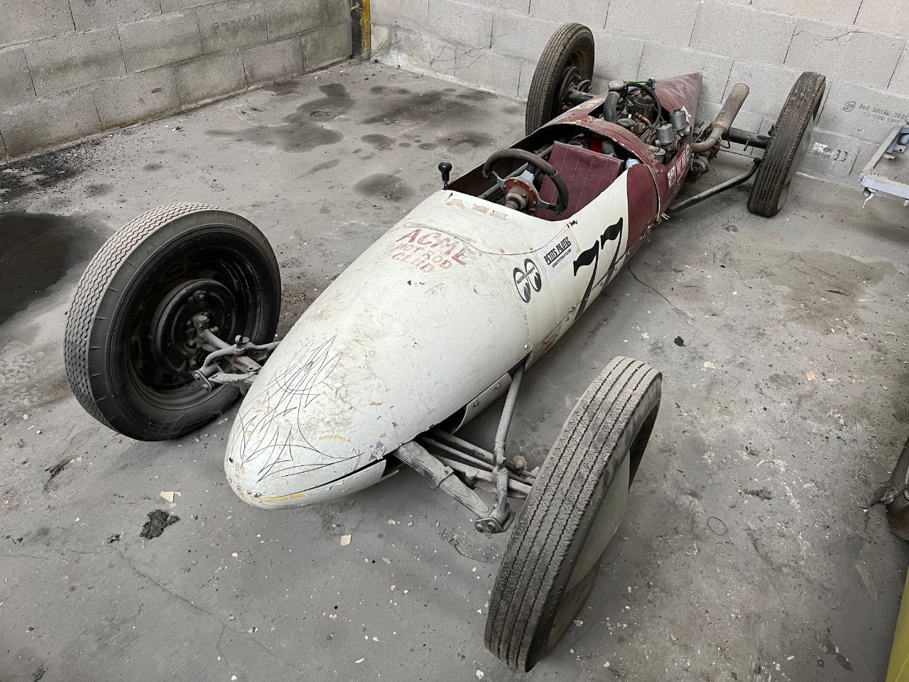 BELLY TANK AQUAPLANE LesAnciennes.com