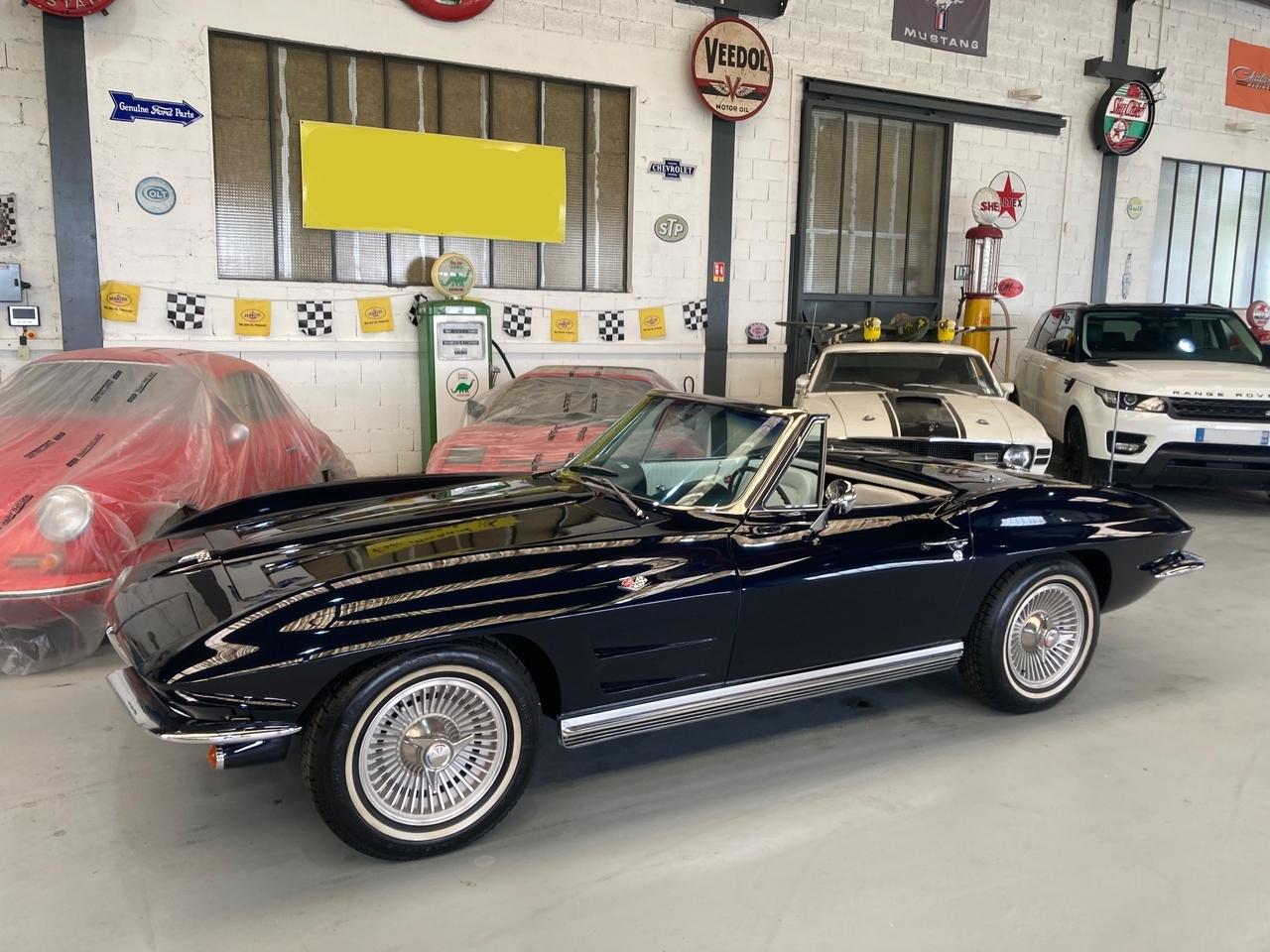 1964 Chevrolet Corvette C2 327ci Cabriolet LesAnciennes.com