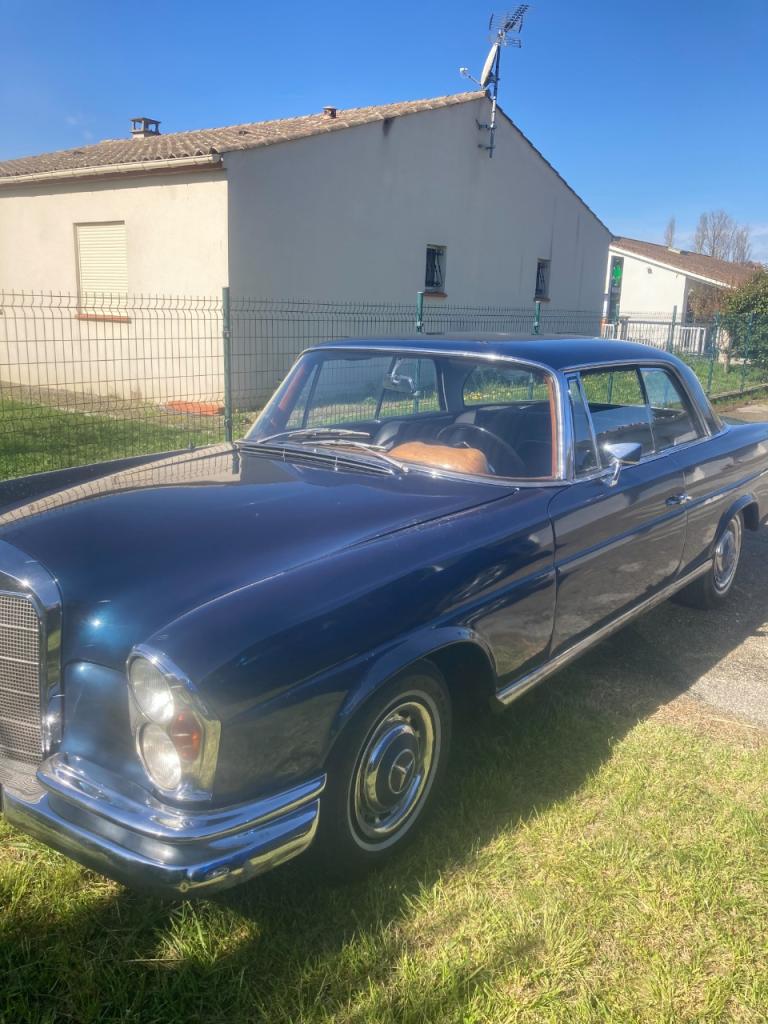 MERCEDES 220 SE coupé - 1964 LesAnciennes.com