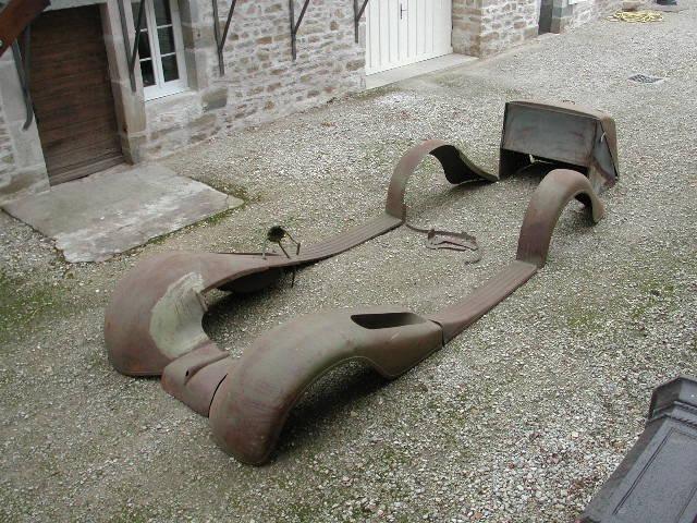 Epave VOISIN C14 LesAnciennes.com