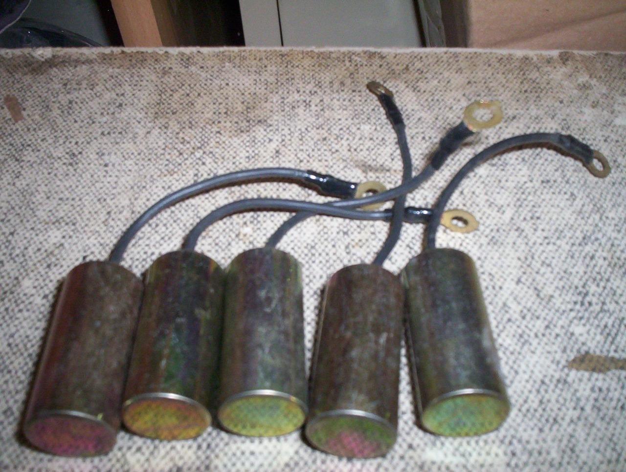 5 condensateurs neuf allumeur Ducellier voir détai LesAnciennes.com