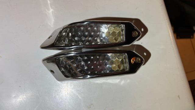 Clignotants Inox neufs DS 1962 - 1967 LesAnciennes.com